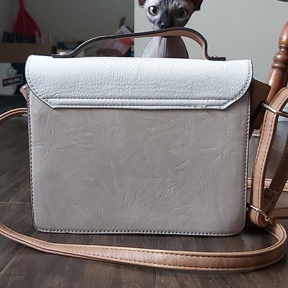 Tan purse, Aldo/Spring - Picture 2 of 6